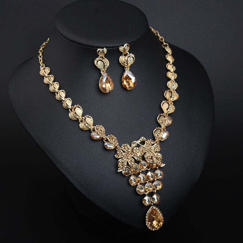 European and American light luxury crystal gem necklace and earrings set dress banquet female