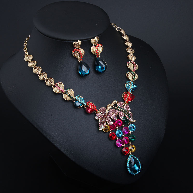 European and American light luxury crystal gem necklace and earrings set dress banquet female