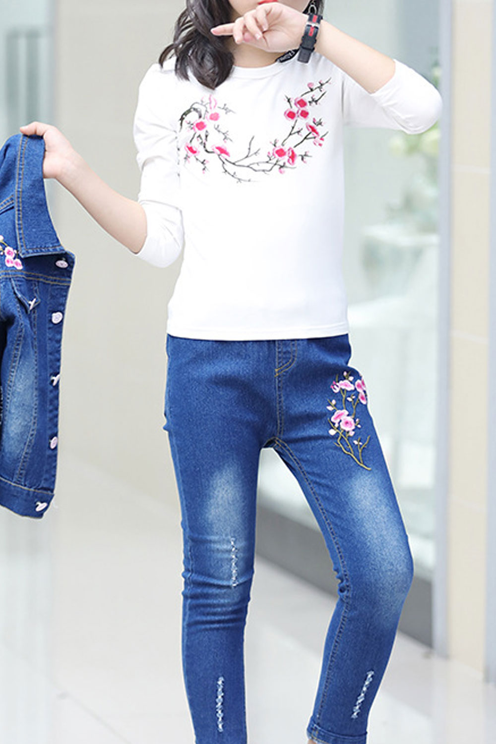 Kid Girl Beautiful Floral Printed Round Neck Long Sleeve Kind T-shirt - KGTS113364