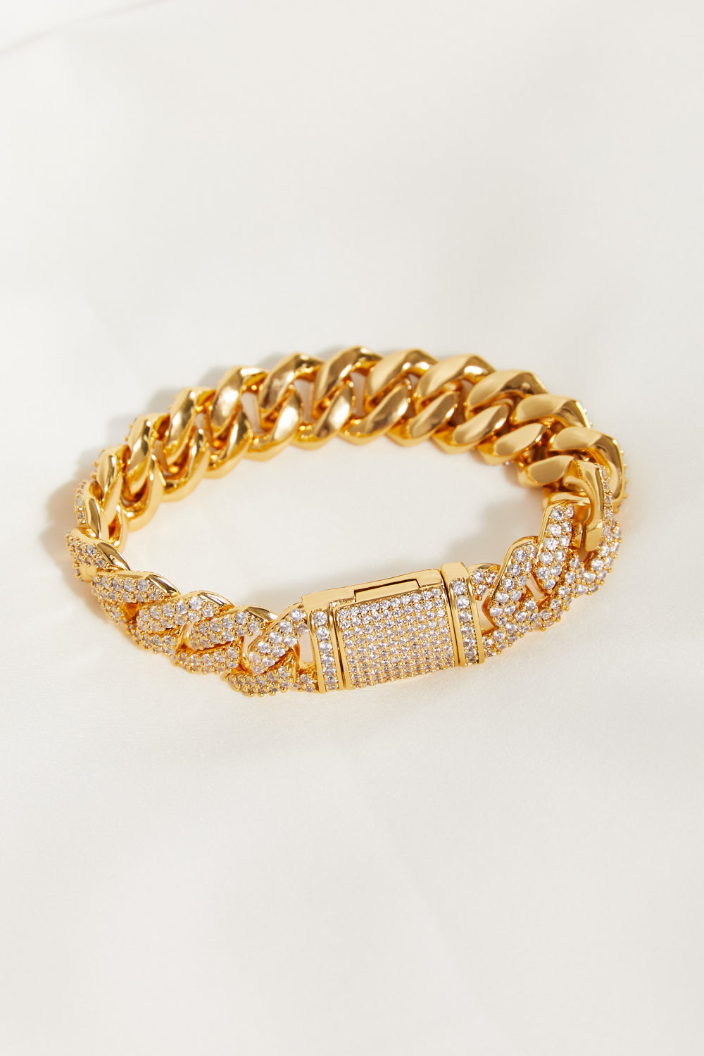 Women's Alloy Inlaid Zircon Bracelet