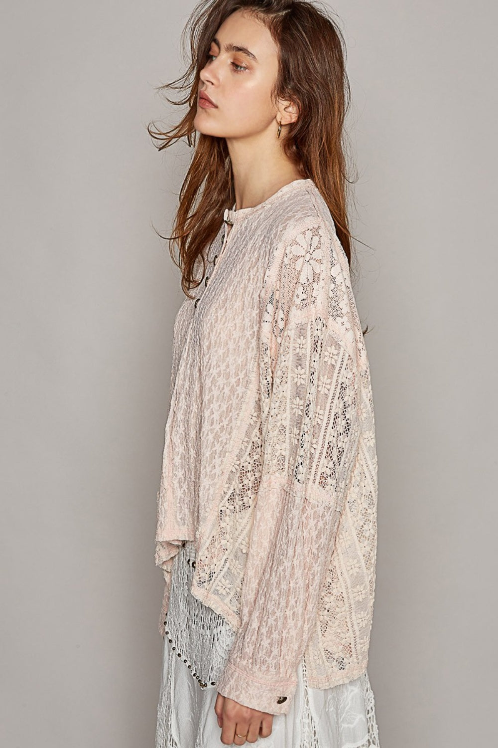 Women's POL Round Neck Long Sleeve Raw Edge Lace Top