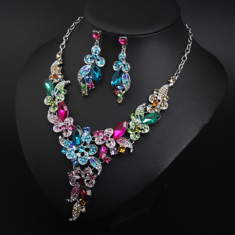 Hot-selling European and American jewelry set crystal necklace short collarbone fashion