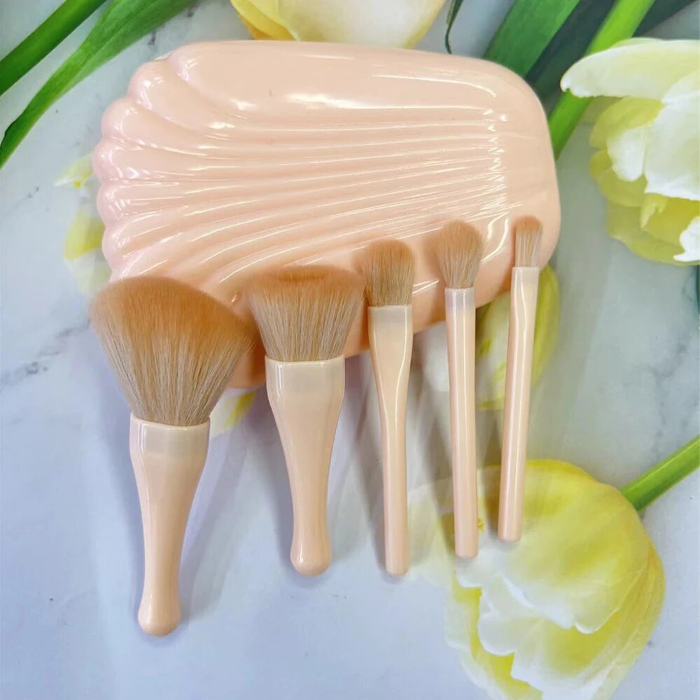 New makeup brush, shell brush, mirror box brush, love brush, 5-piece set, portable travel brush