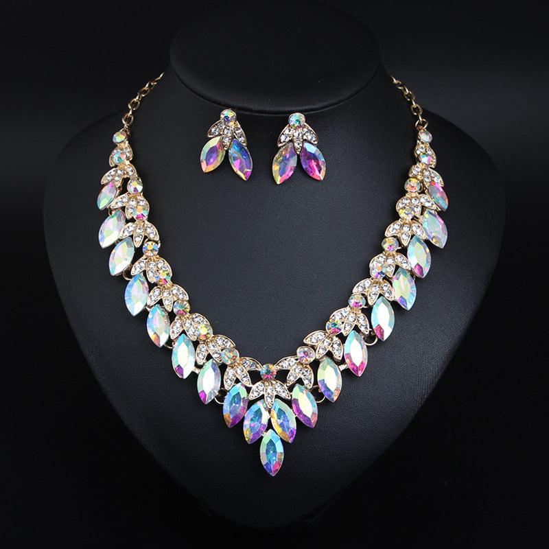 Sparkling crystal gem necklace and earrings set dress wedding dress dinner women's jewelry