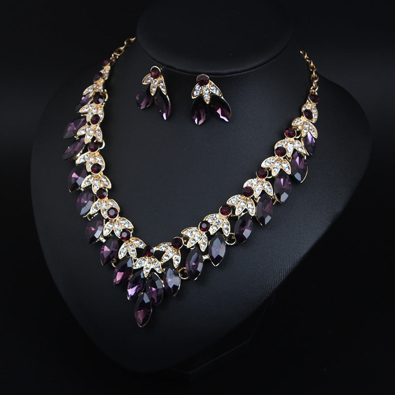 Sparkling crystal gem necklace and earrings set dress wedding dress dinner women's jewelry