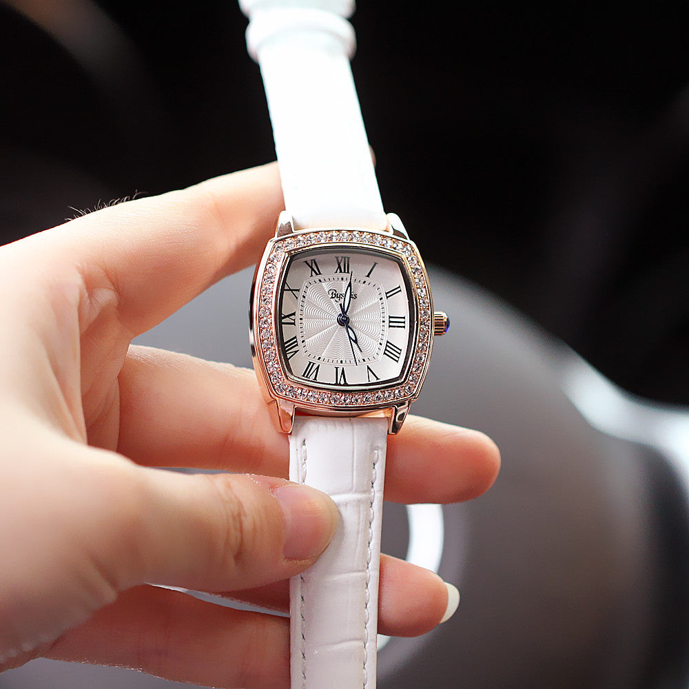 Authentic women's watches, quartz waterproof watches, trendy and casual watches