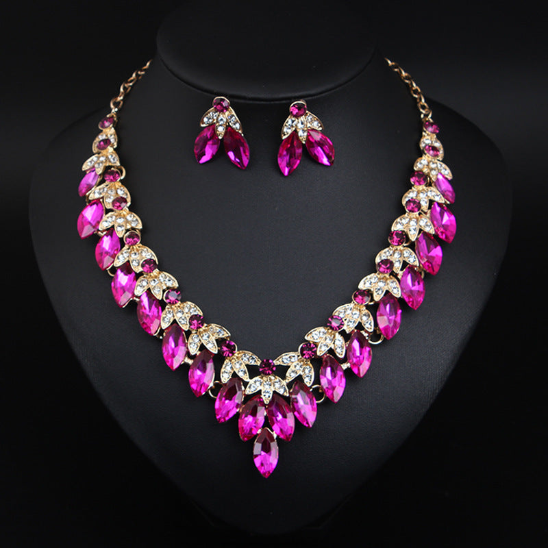 Sparkling crystal gem necklace and earrings set dress wedding dress dinner women's jewelry