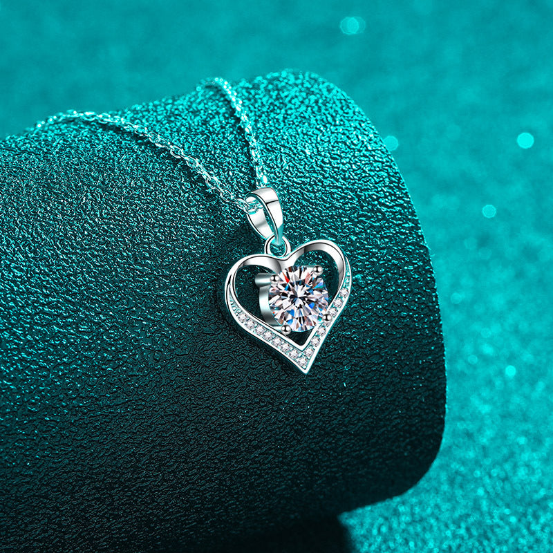 Silver Moissanite Heart-Shaped Necklace Love Pendant Valentine Gift