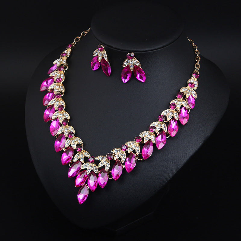 Sparkling crystal gem necklace and earrings set dress wedding dress dinner women's jewelry