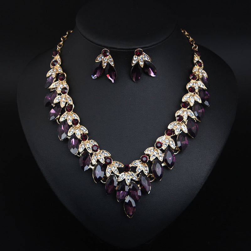 Sparkling crystal gem necklace and earrings set dress wedding dress dinner women's jewelry