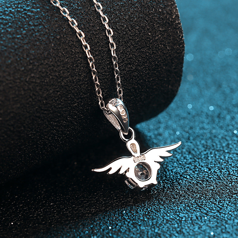 S925 Silver Angel Necklace for Women Plated pt950 Platinum Inlaid with Moissanite Simulated Diamond Pendant Fashion Clavicle Chain