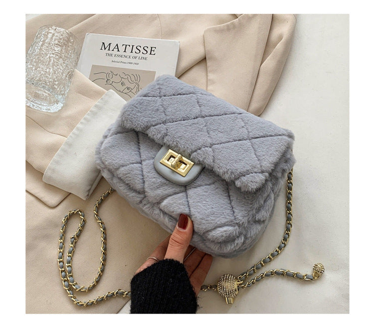 New fashion plush ladies Messenger bag small lady shoulder bag mobile phone ladies mini wallet and handbag evening bag