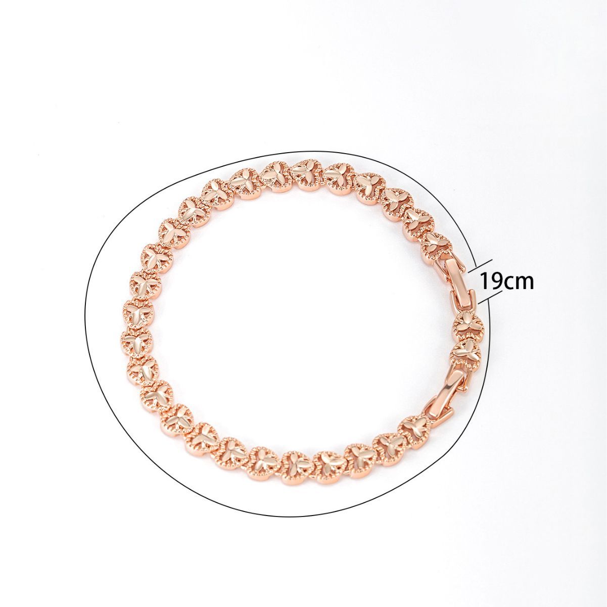 Jewelry plated 18K gold alloy car flower love bracelet women's European and American cross-border light luxury high-end jewelry