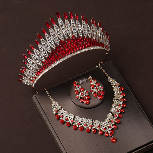 Red diamond retro atmosphere high-end wedding necklace crown tiara bride three-piece set main wedding accessories