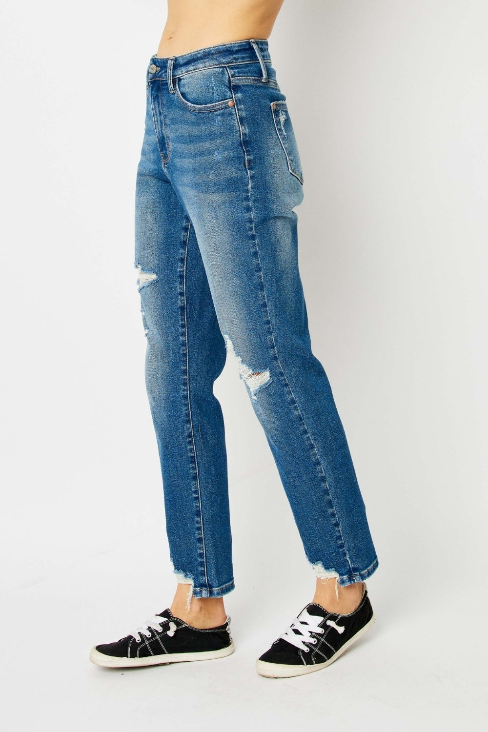 Women's Judy Blue Full Size Distressed Slim Jeans