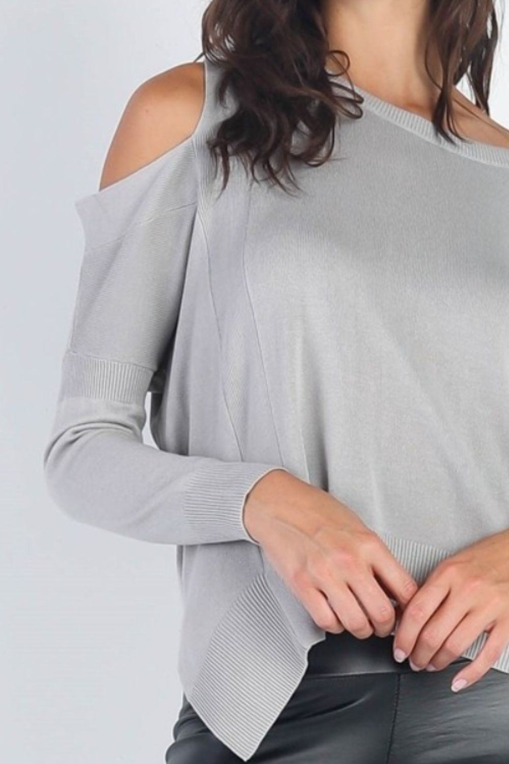 Women's UNIQ Cold Shoulder Long Sleeve Knit Top