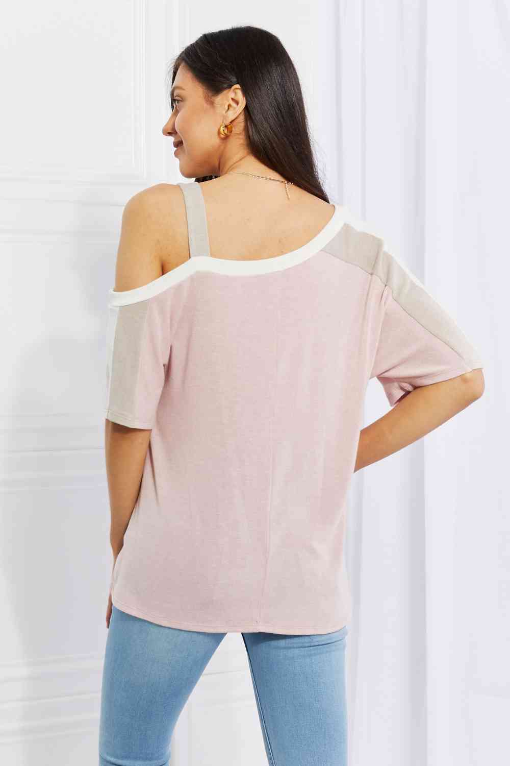 Women's Andree by Unit Full Size Something Simple Cold Shoulder Tee