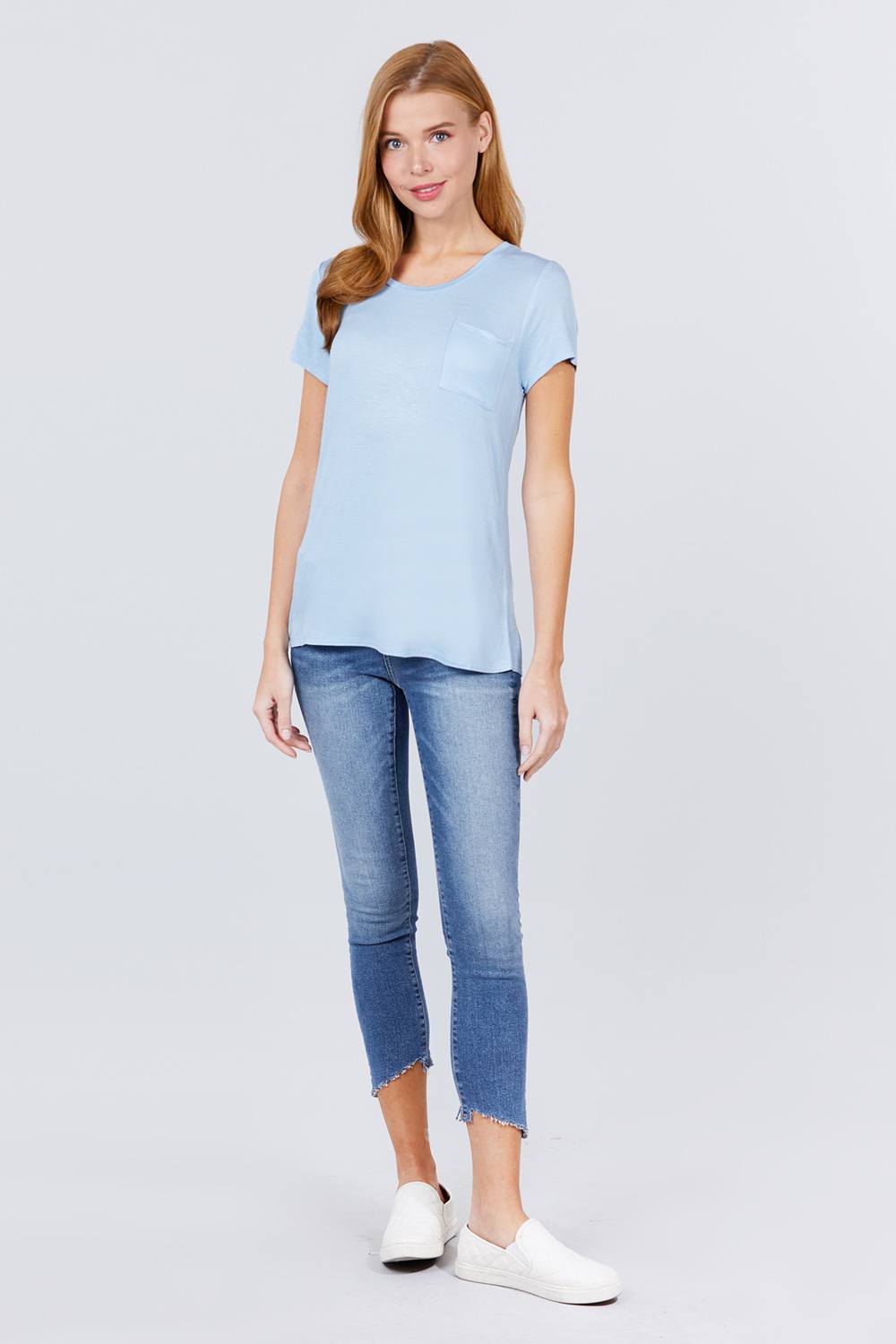 Women's Short Sleeve Scoop Neck Top With Pocket