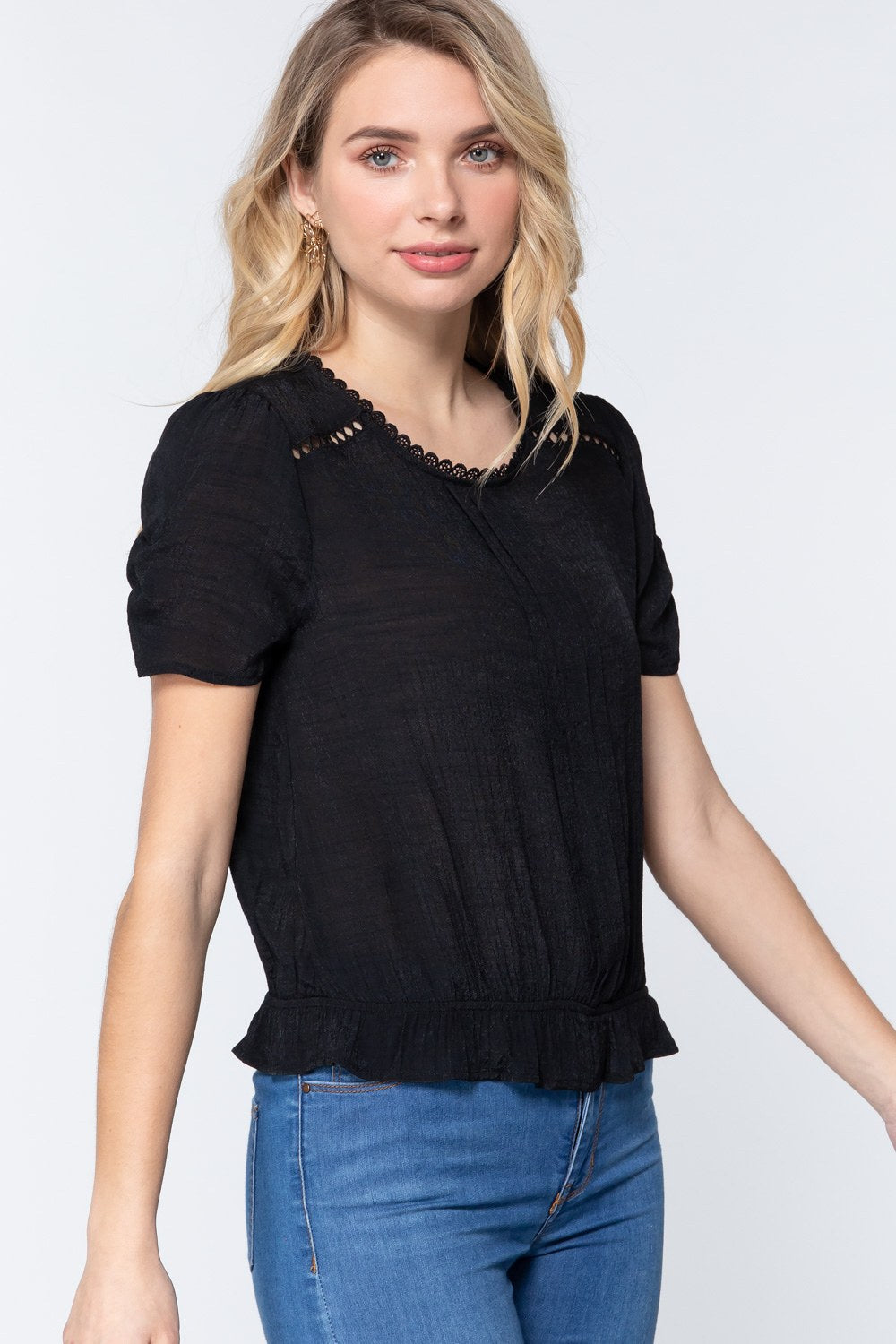 Women's Short Shirring Slv Pleated Woven Top