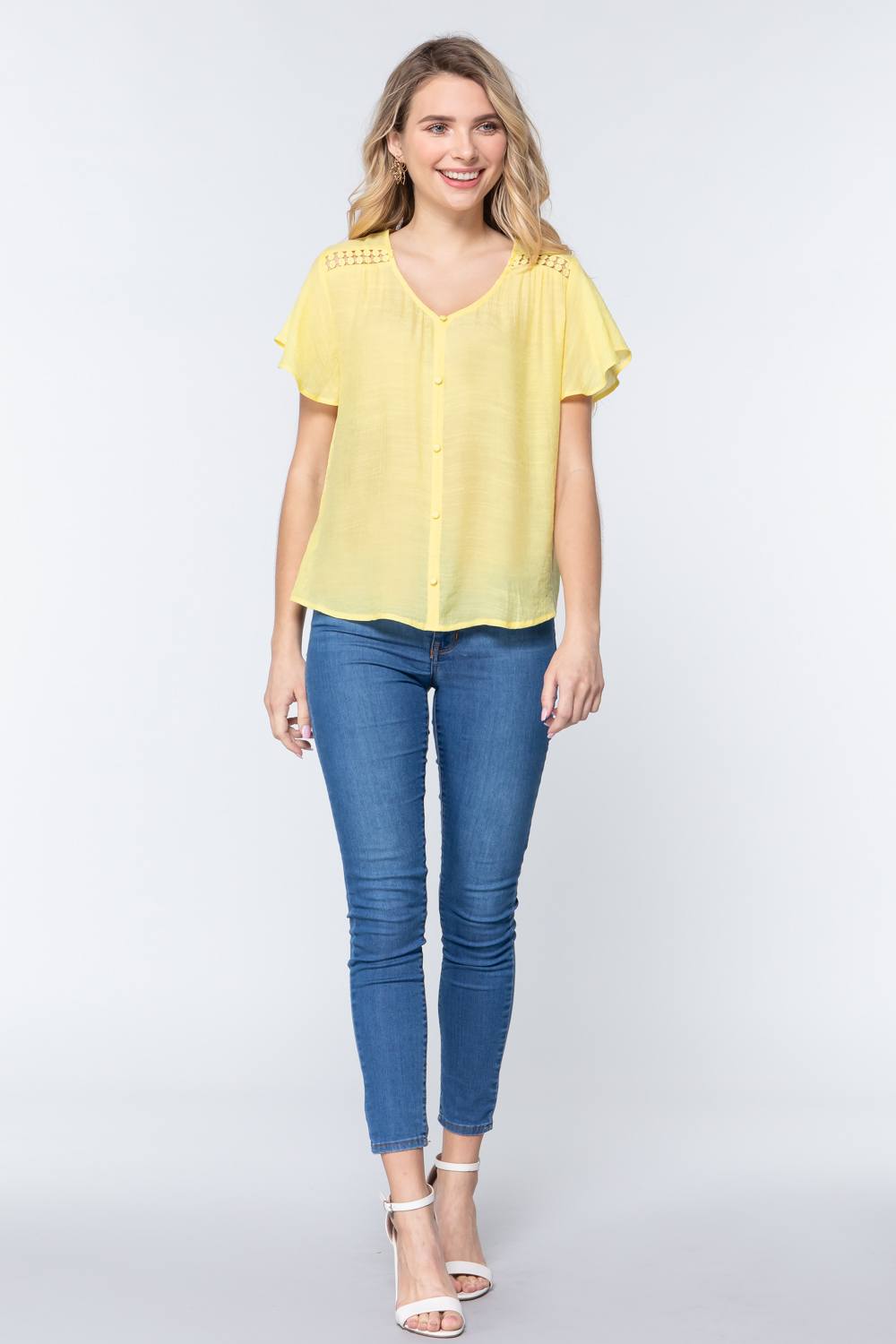 Women's Short Ruffle Slv V-neck Woven Top