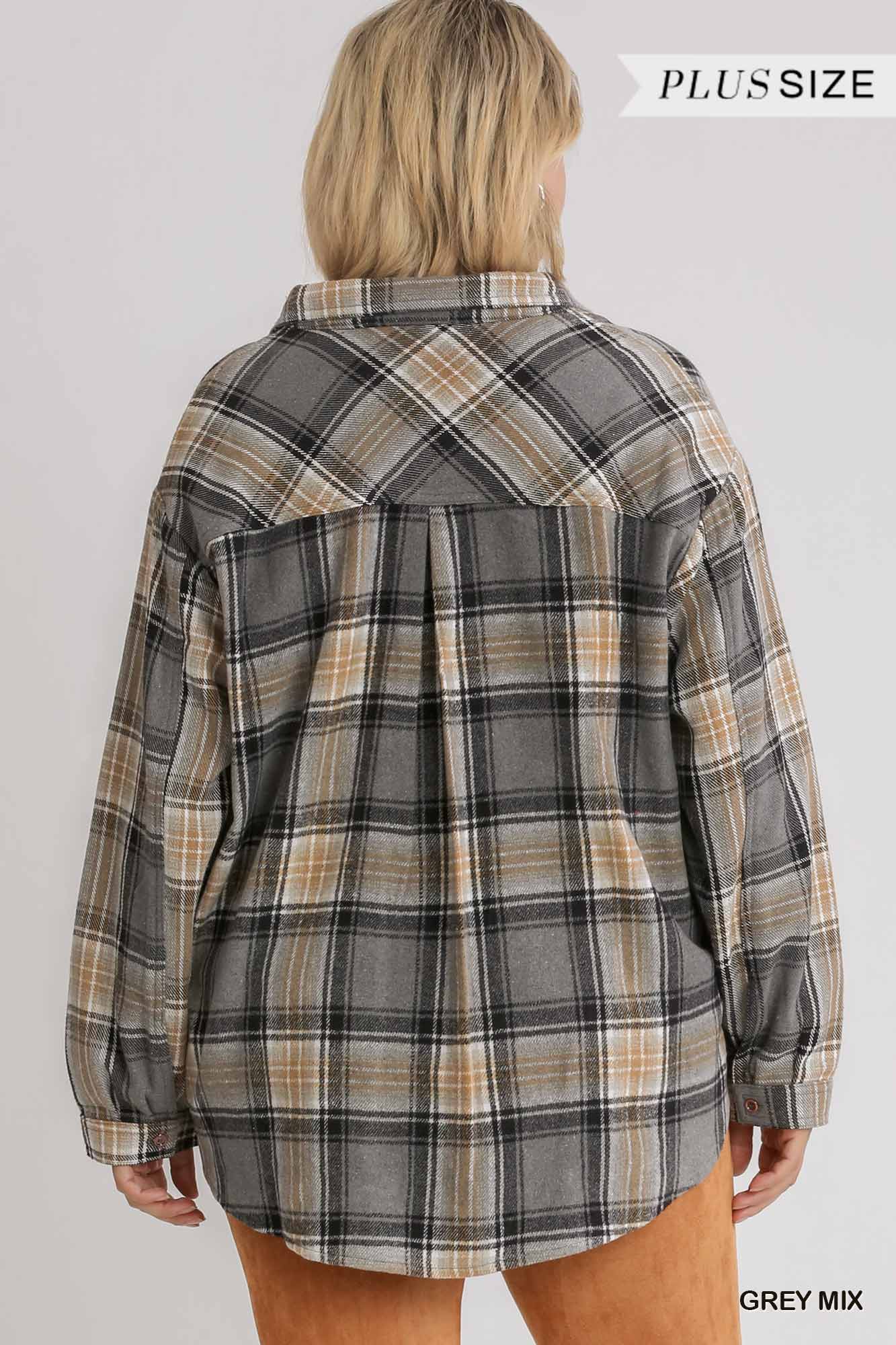 Women's Plus Plaid Collar Button Down Overshirt With Front Pockets