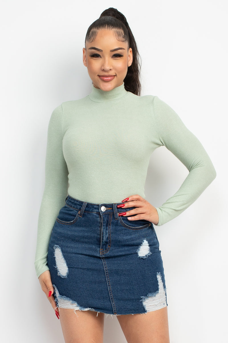 Women's Mock Neck Long Sleeve Top