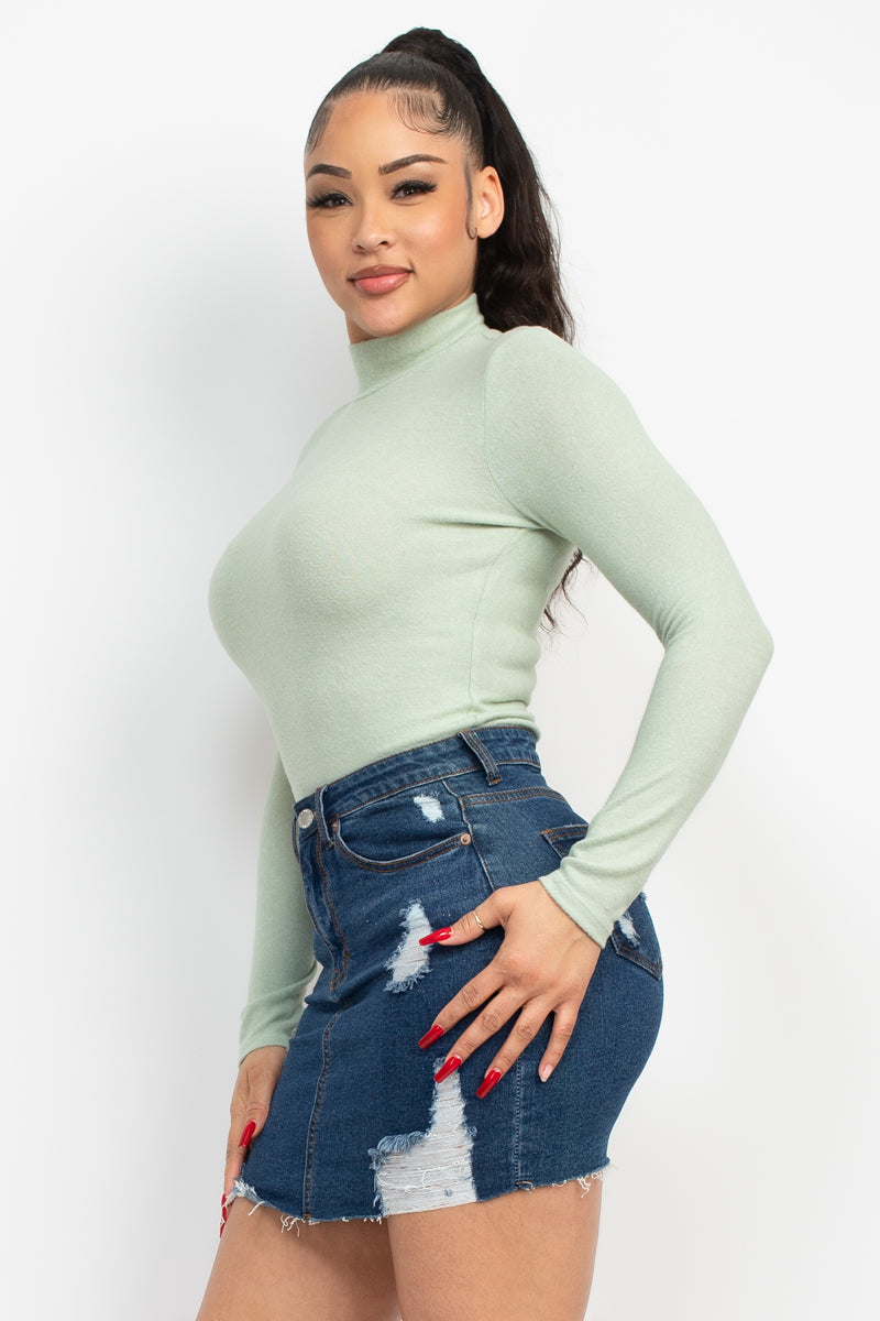 Women's Mock Neck Long Sleeve Top